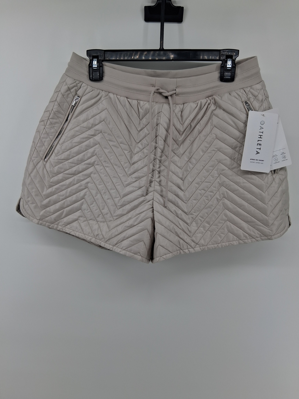 Athleta Quilted Chevron Taupe Athletic Shorts